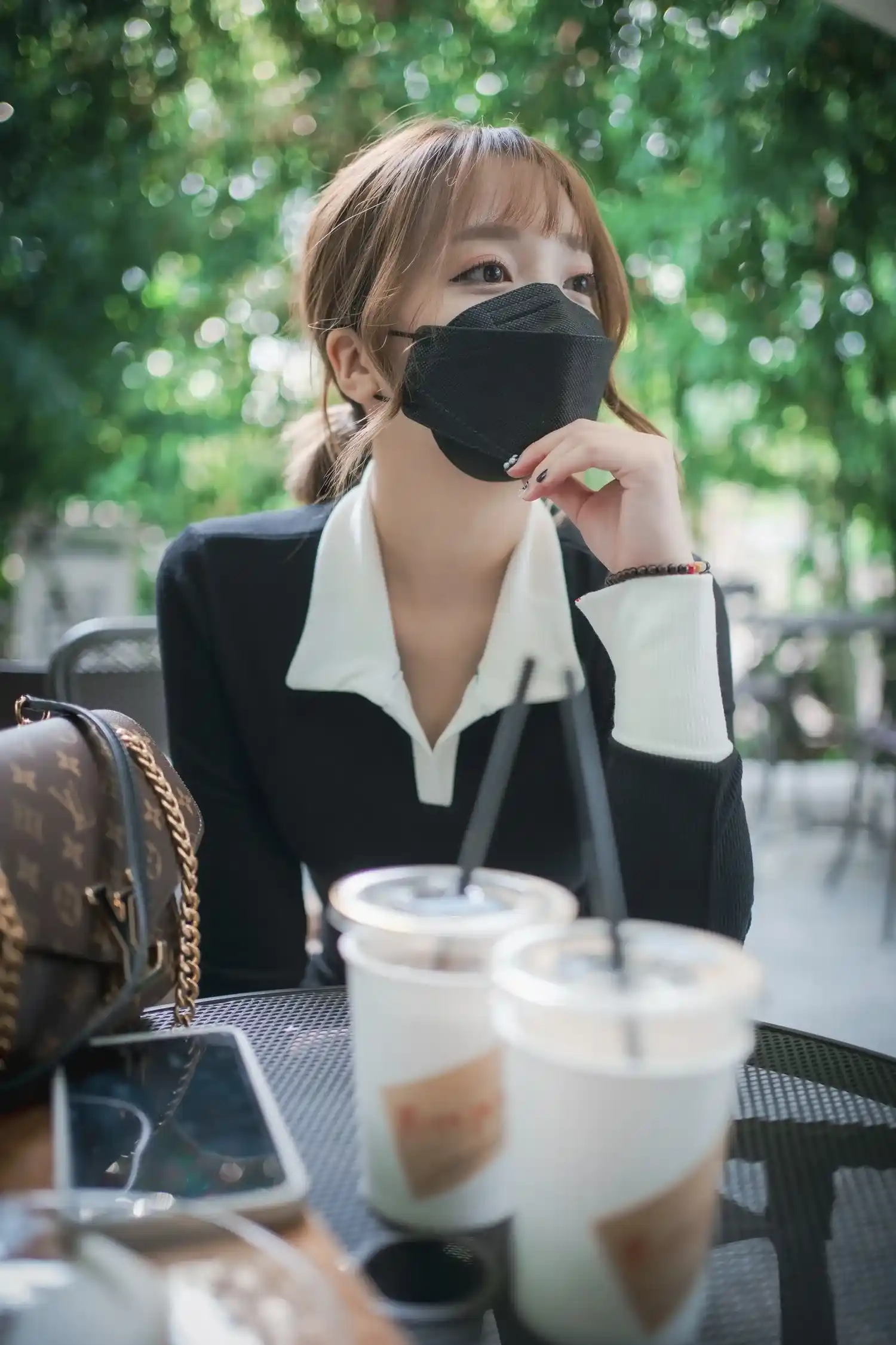 Son Ye-Eun A Snap of Intimacy